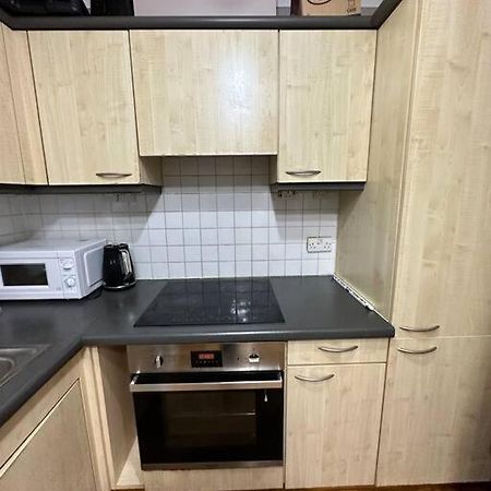 A 2 Standard Bedrooms Flat لندن المظهر الخارجي الصورة